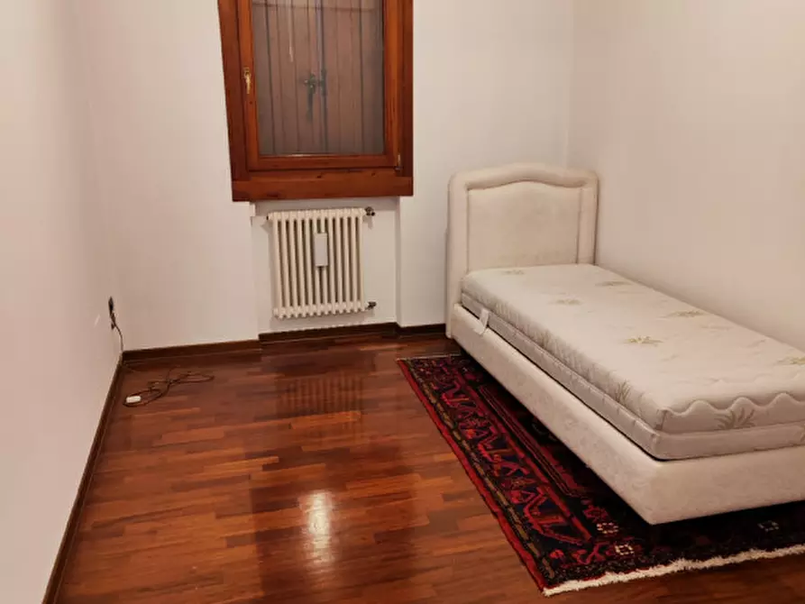 Immagine 25 di Villetta a schiera in vendita  a Padova