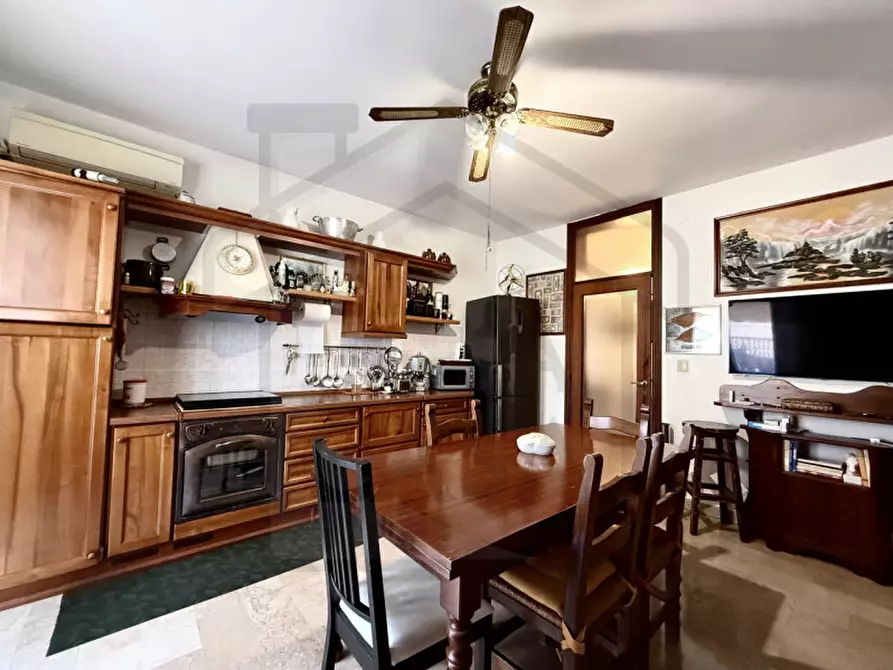 Immagine 3 di Appartamento in vendita  in Via Camillo Benso Cavour a Montegrotto Terme