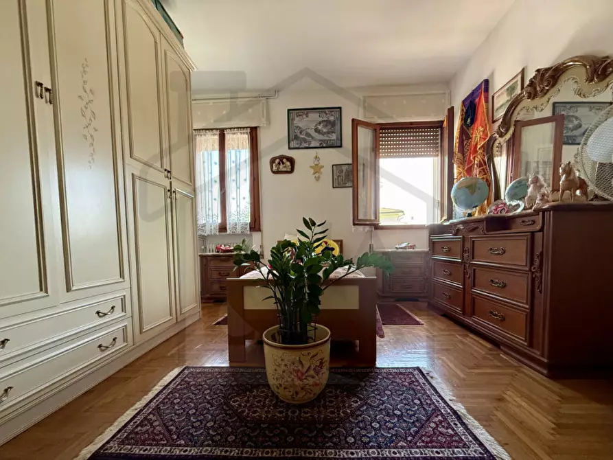 Immagine 10 di Appartamento in vendita  in Via Camillo Benso Cavour a Montegrotto Terme