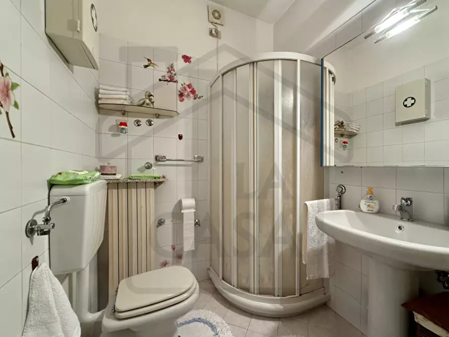 Immagine 15 di Appartamento in vendita  in Via Camillo Benso Cavour a Montegrotto Terme