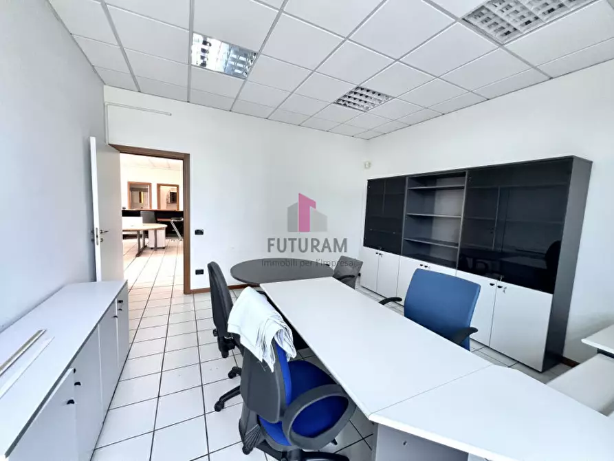 Immagine 15 di Ufficio in affitto  in Via Dell'Industria 6 a Monticello Conte Otto