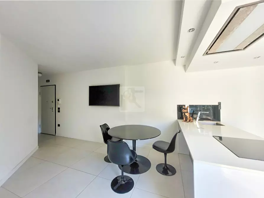 Immagine 8 di Appartamento in vendita  in Via Bresadola 7 a Riva Del Garda