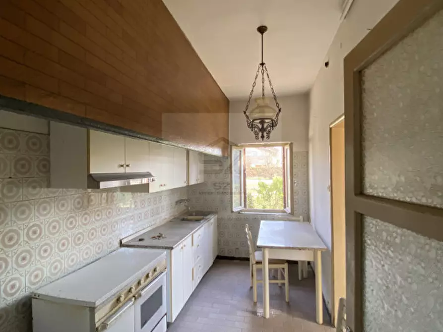 Immagine 2 di Casa indipendente in vendita  in Via Montegrotto a Abano Terme