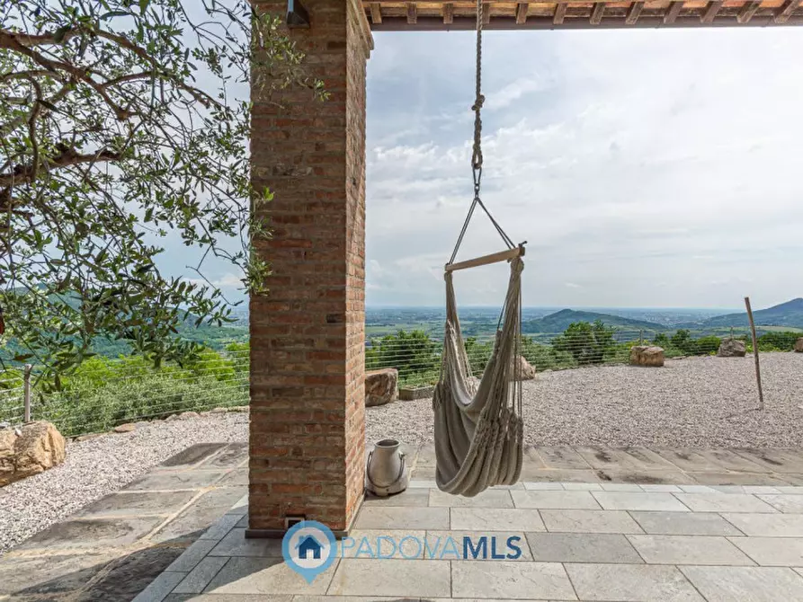 Immagine 2 di Villa in vendita  in Via Fontanelle a Arqua' Petrarca