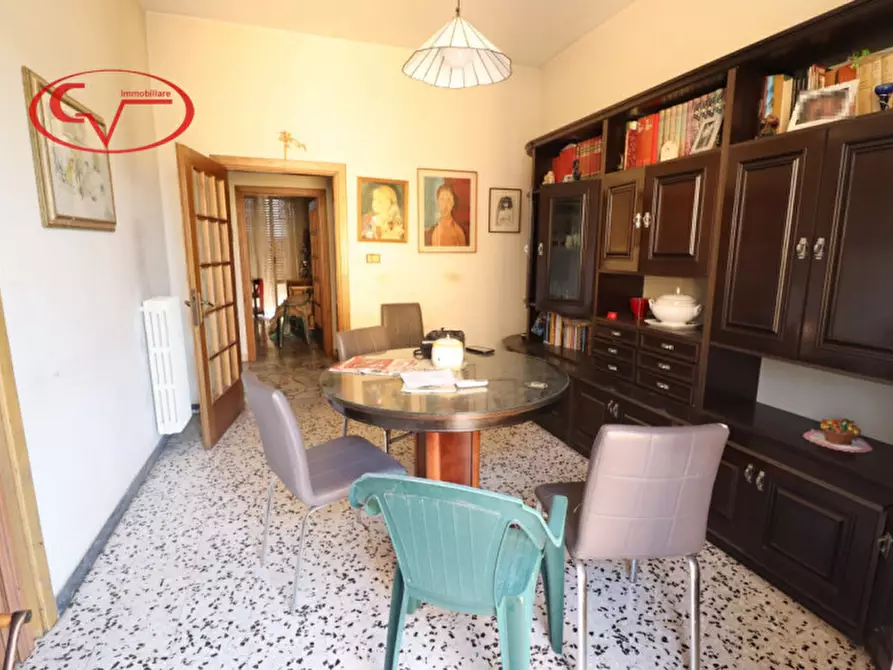 Immagine 9 di Appartamento in vendita  a Montevarchi