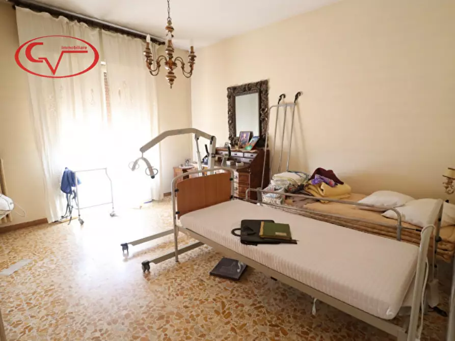 Immagine 14 di Appartamento in vendita  a Montevarchi