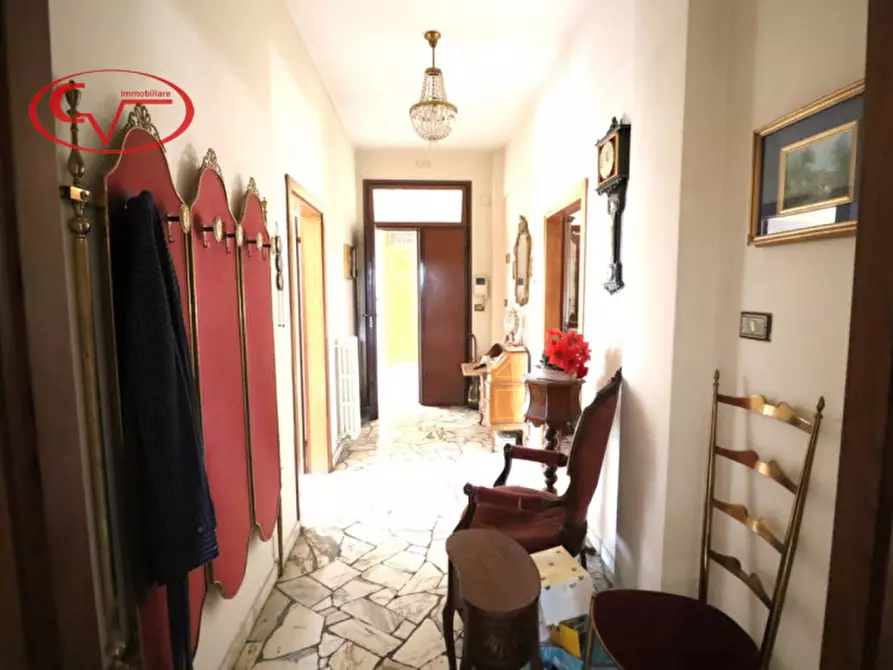 Immagine 18 di Appartamento in vendita  a Montevarchi