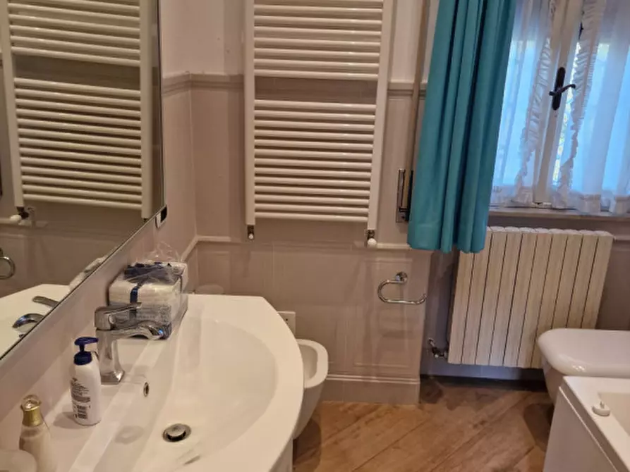 Immagine 62 di Villa in vendita  in Via del Lago a Bracciano