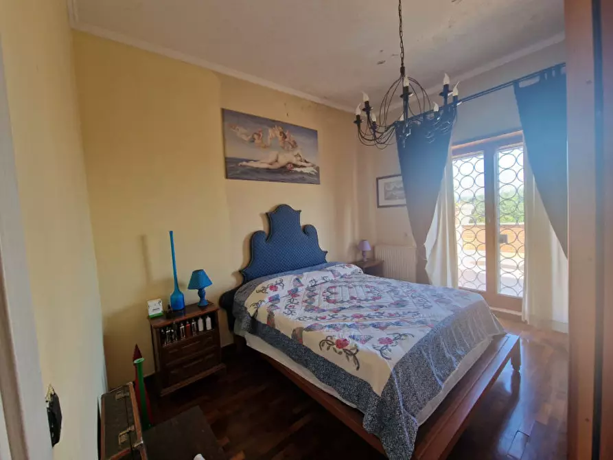 Immagine 63 di Villa in vendita  in Via del Lago a Bracciano