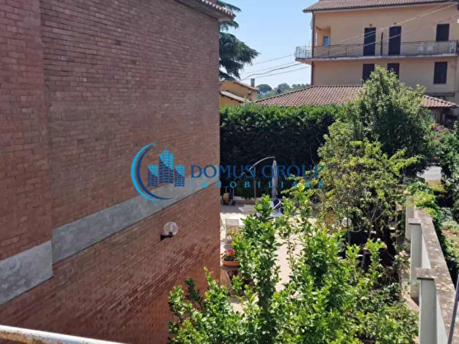 Immagine 79 di Villa in vendita  in Via del Lago a Bracciano