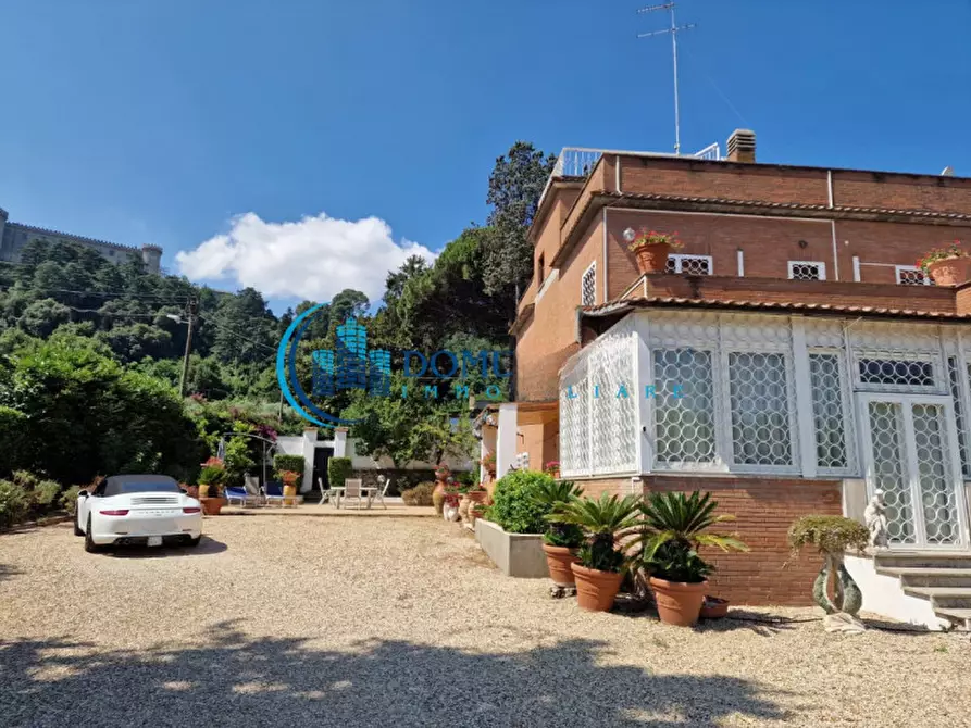 Immagine 85 di Villa in vendita  in Via del Lago a Bracciano