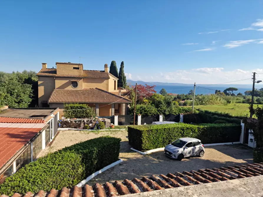 Immagine 101 di Villa in vendita  in Via del Lago a Bracciano
