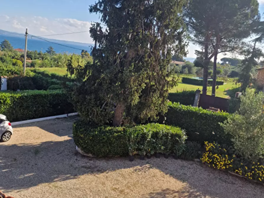 Immagine 103 di Villa in vendita  in Via del Lago a Bracciano