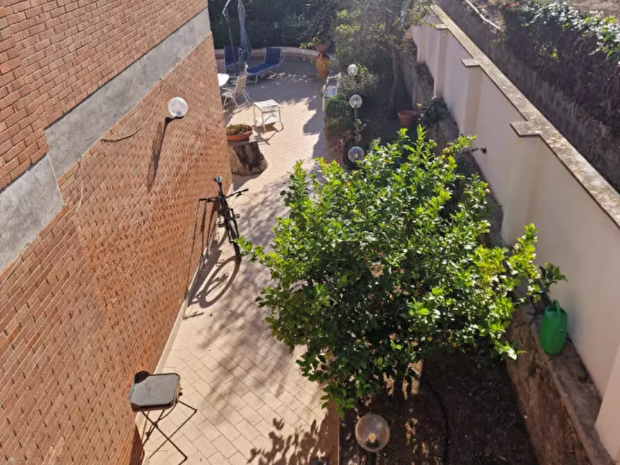 Immagine 112 di Villa in vendita  in Via del Lago a Bracciano