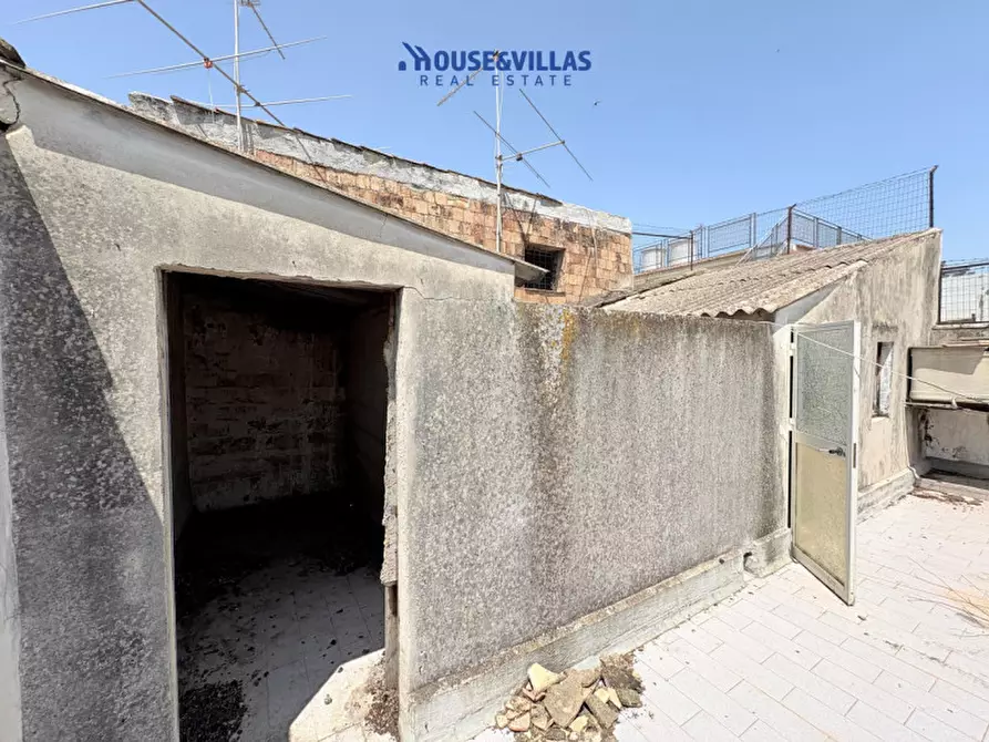 Immagine 2 di Casa indipendente in vendita  in piazza umberto primo a Avola