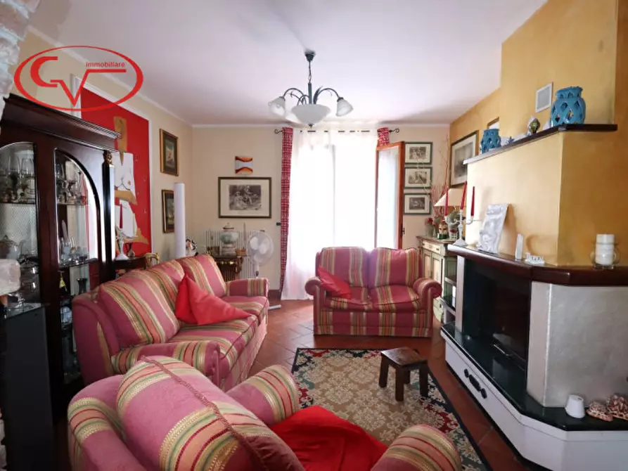 Immagine 1 di Villetta a schiera in vendita  in Via penna a Terranuova Bracciolini