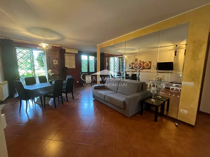 Immagine 3 di Appartamento in vendita  in Via Daniele Comboni a Desenzano Del Garda