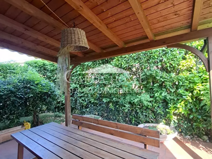 Immagine 17 di Appartamento in vendita  in Via Daniele Comboni a Desenzano Del Garda