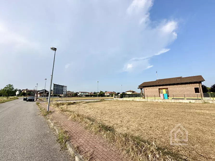 Immagine 10 di Terreno in vendita  in Via Giovanni Falcone a Torrazza Piemonte