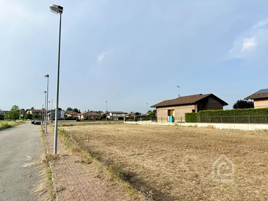 Immagine 14 di Terreno in vendita  in Via Giovanni Falcone a Torrazza Piemonte