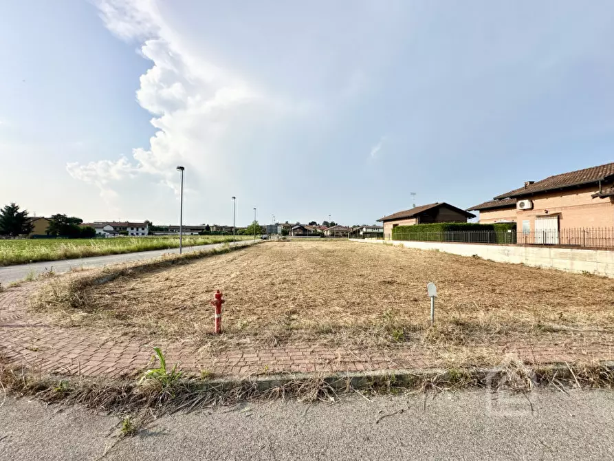 Immagine 17 di Terreno in vendita  in Via Giovanni Falcone a Torrazza Piemonte