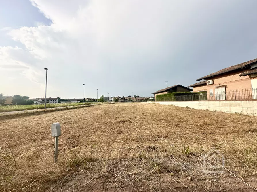 Immagine 26 di Terreno in vendita  in Via Giovanni Falcone a Torrazza Piemonte