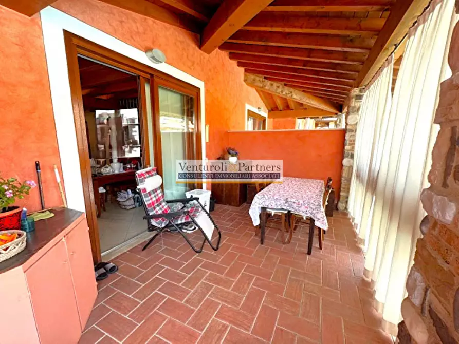 Immagine 7 di Appartamento in vendita  in via valtenesi a Polpenazze Del Garda