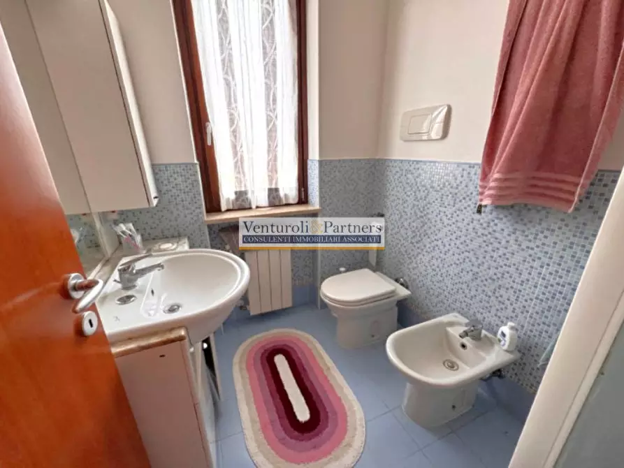 Immagine 11 di Appartamento in vendita  in via valtenesi a Polpenazze Del Garda