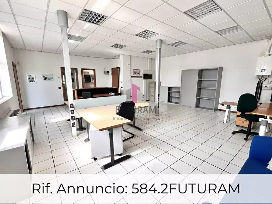 Immagine 1 di Laboratorio in affitto  in Via Dell'Industria 10 a Monticello Conte Otto