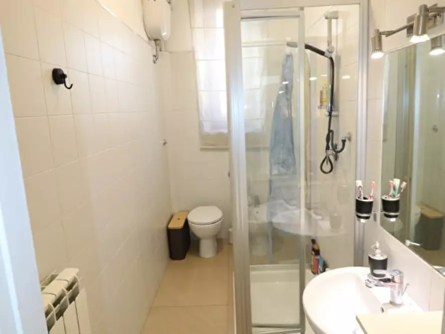 Immagine 15 di Appartamento in vendita  in Via Guglielmo Marconi, 37 a Montevarchi