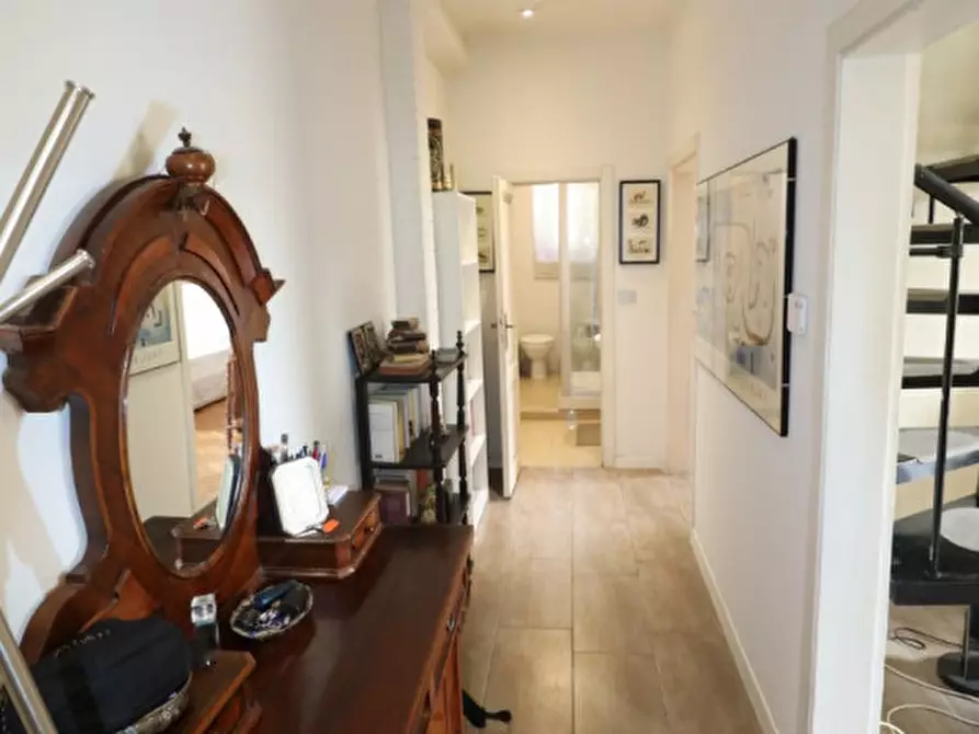 Immagine 17 di Appartamento in vendita  in Via Guglielmo Marconi, 37 a Montevarchi