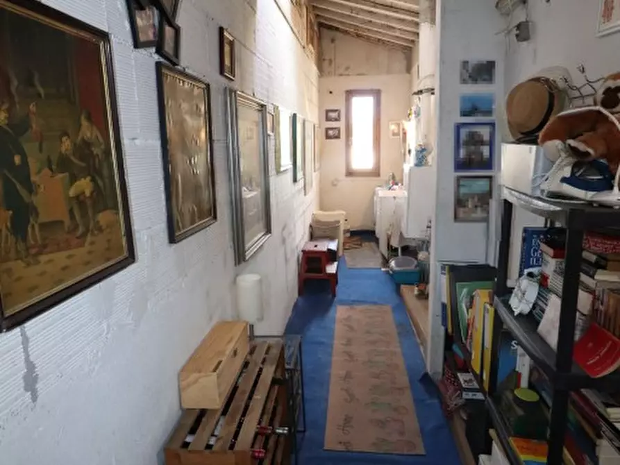 Immagine 24 di Appartamento in vendita  in Via Guglielmo Marconi, 37 a Montevarchi