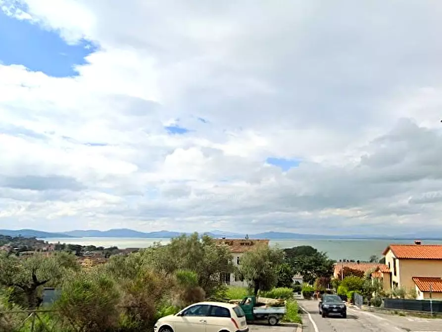 Immagine 1 di Terreno in vendita  a Passignano Sul Trasimeno