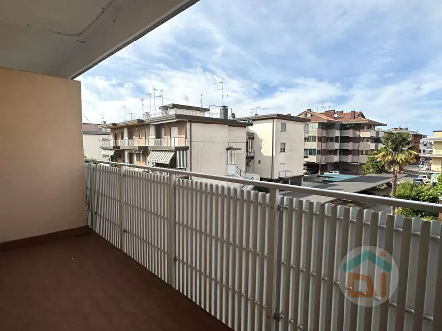 Immagine 13 di Appartamento in vendita  in Viale Martiri della Libertà a Grado