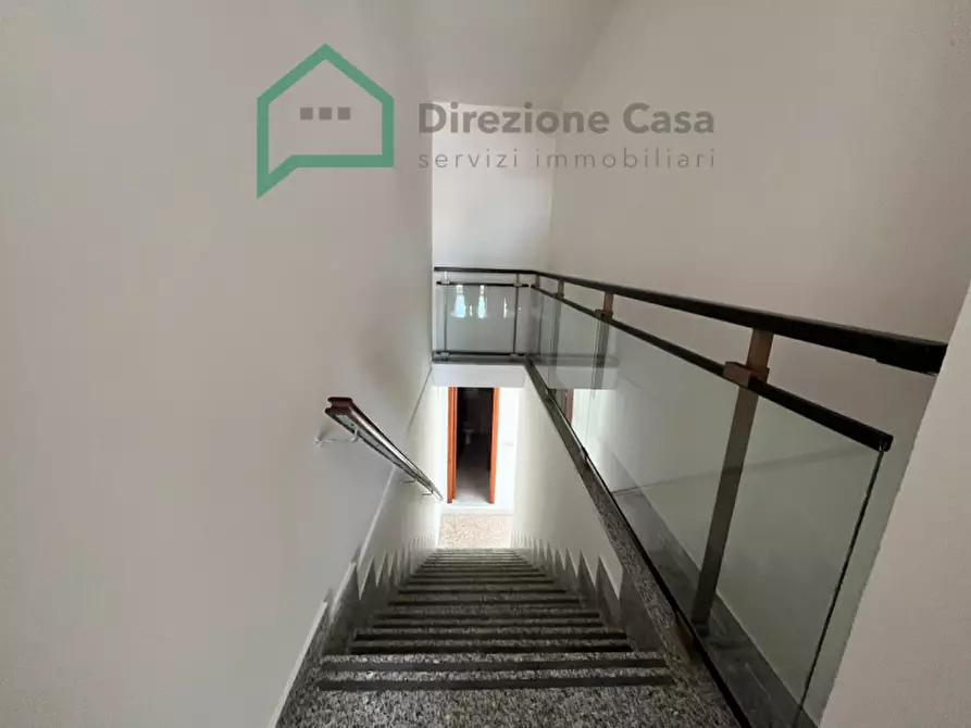 Immagine 12 di Negozio in affitto  in CENTRO DIREZIONALE a Napoli