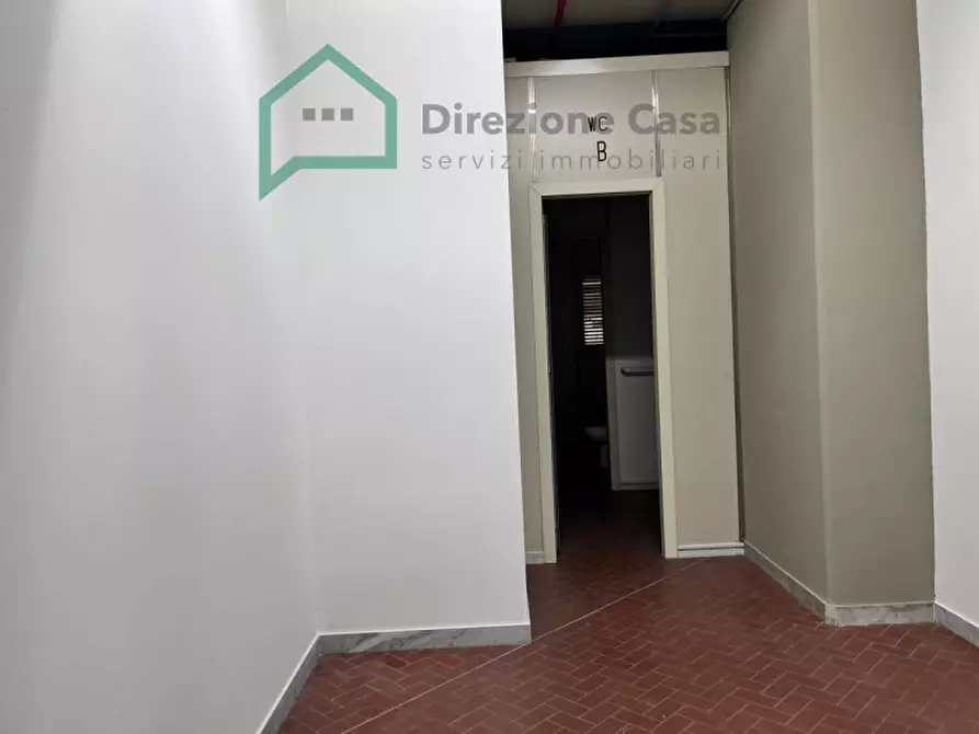 Immagine 13 di Negozio in affitto  in CENTRO DIREZIONALE a Napoli