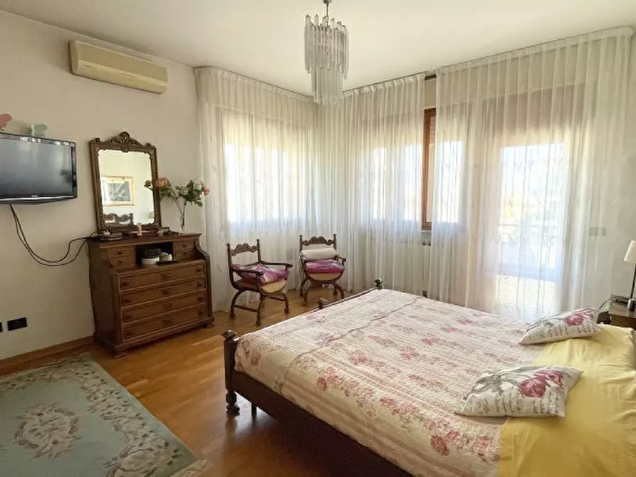 Immagine 9 di Appartamento in vendita  in Viale Mediterraneo a Chioggia