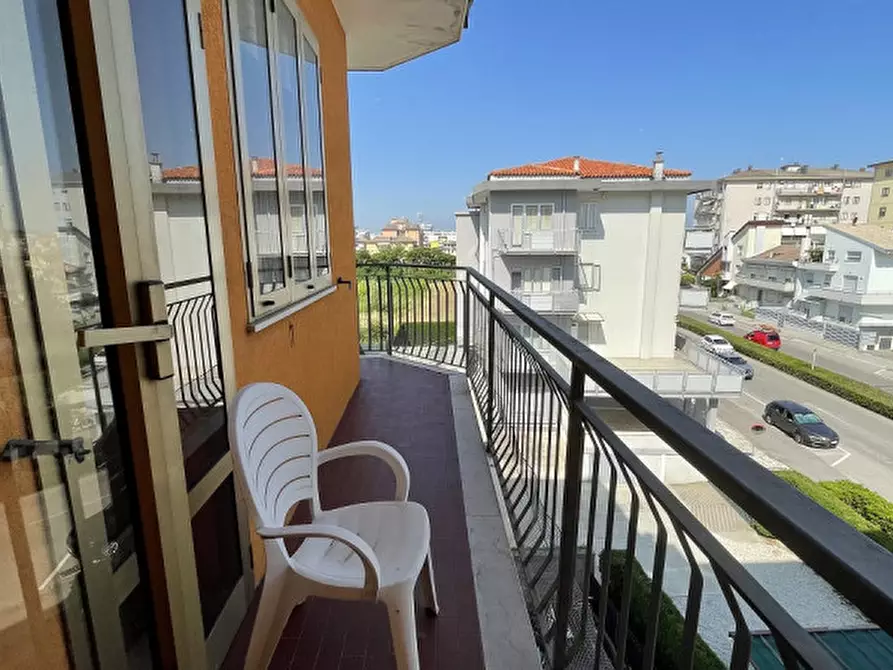 Immagine 13 di Appartamento in vendita  in Viale Mediterraneo a Chioggia