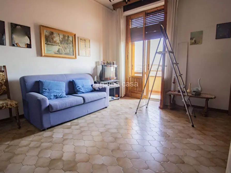 Immagine 2 di Appartamento in vendita  a Prato