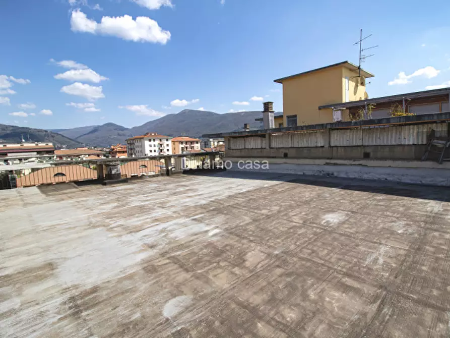 Immagine 7 di Appartamento in vendita  in Via dei Ciliani a Prato