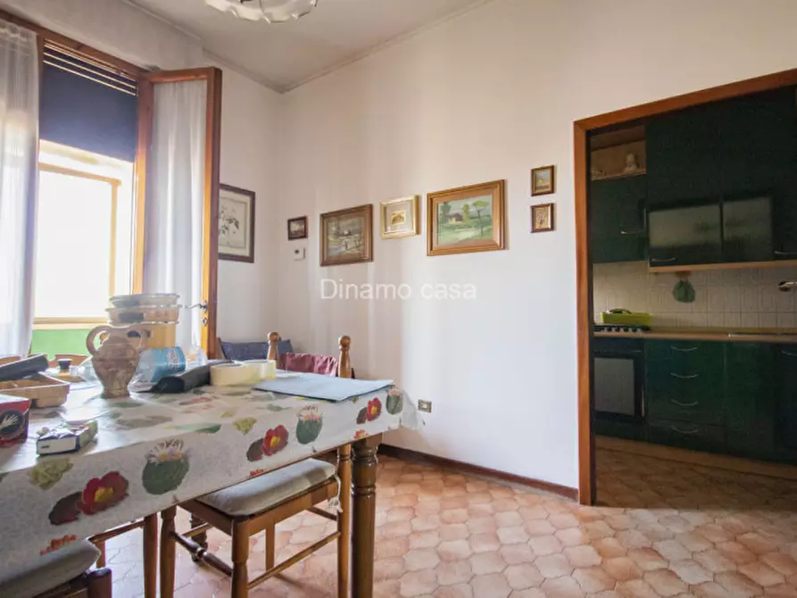 Immagine 9 di Appartamento in vendita  a Prato