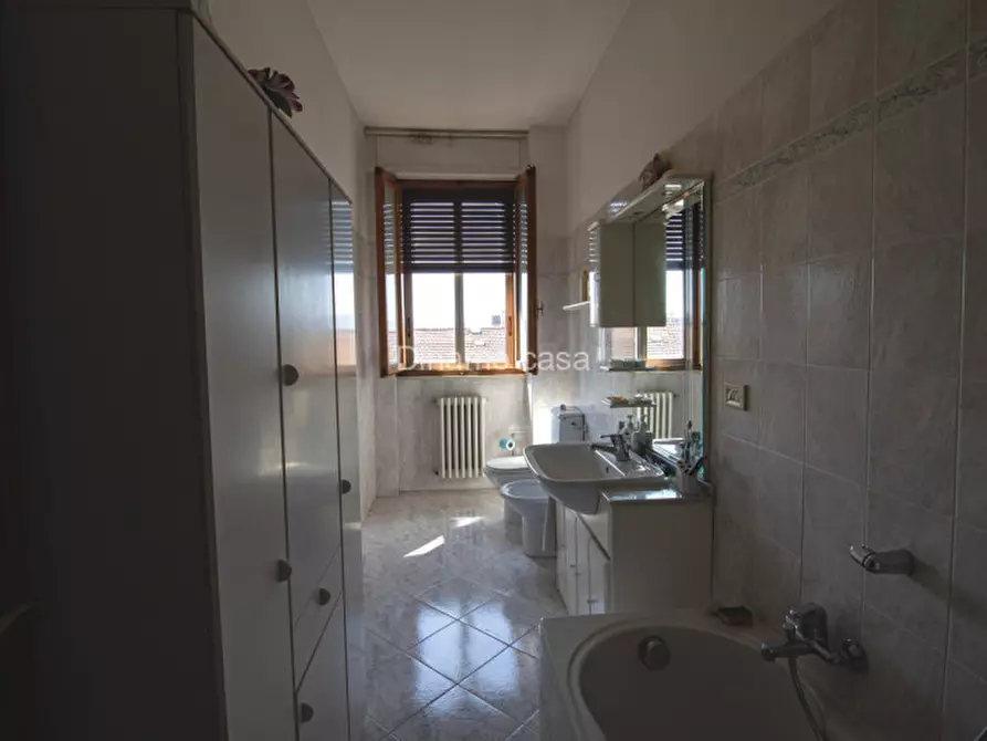 Immagine 12 di Appartamento in vendita  in Via dei Ciliani a Prato