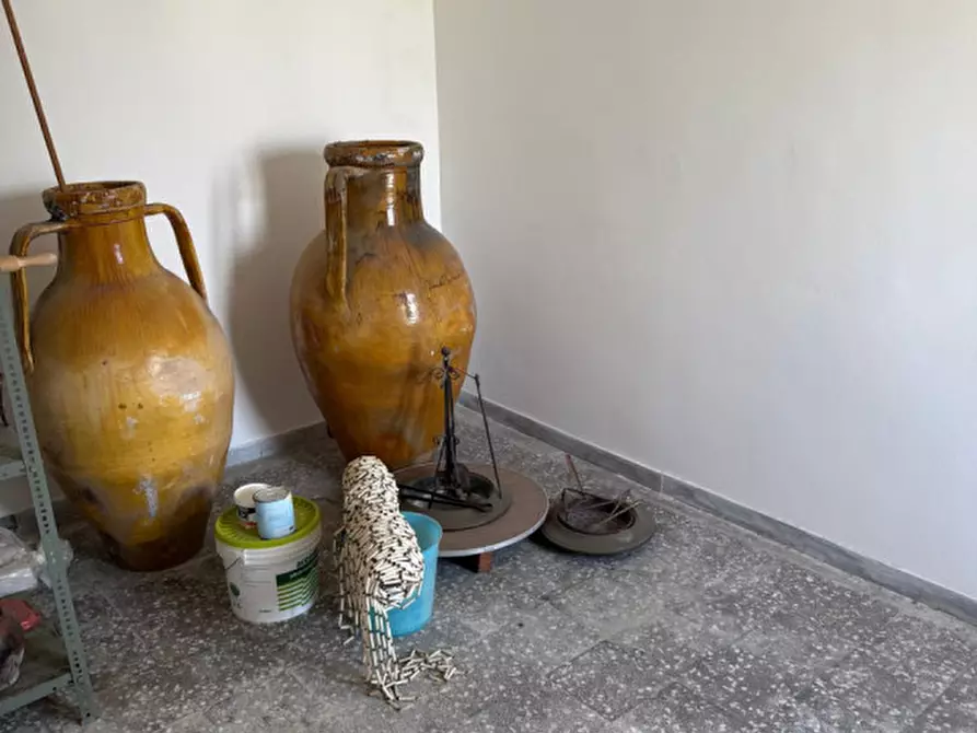 Immagine 14 di Attico in vendita  in Via San Francesco d'Assisi a Ceglie Messapico