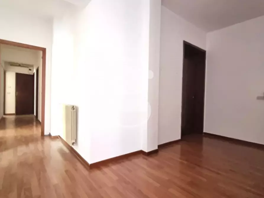 Immagine 8 di Appartamento in vendita  in Via Giovan Battista Impallomeni, N2,4 a Milazzo