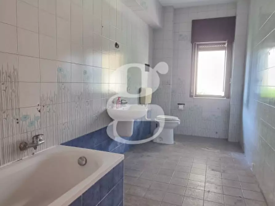 Immagine 9 di Appartamento in vendita  in Via Giovan Battista Impallomeni, N2,4 a Milazzo