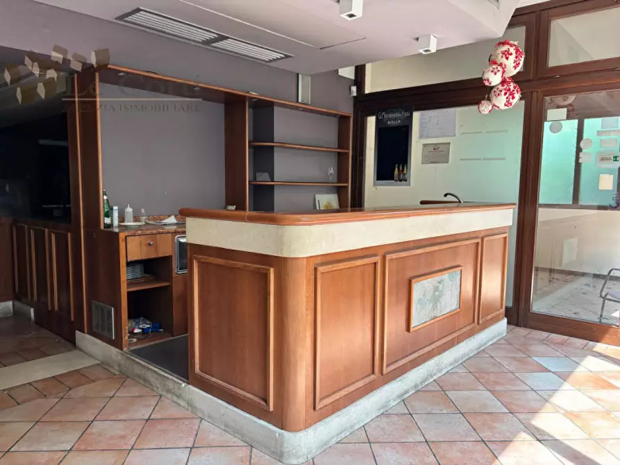 Immagine 5 di Attività commerciale in vendita  a San Bonifacio