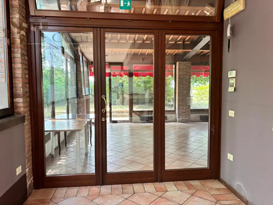 Immagine 10 di Attività commerciale in vendita  a San Bonifacio