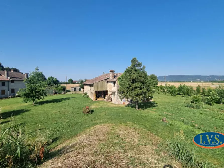 Immagine 4 di Rustico / casale in vendita  in Via Fontanelle n.59 a Montegaldella