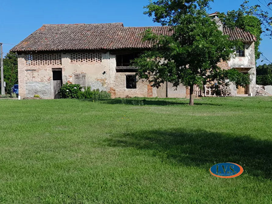 Immagine 12 di Rustico / casale in vendita  in Via Fontanelle n.59 a Montegaldella