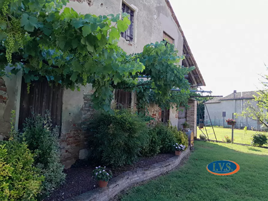 Immagine 14 di Rustico / casale in vendita  in Via Fontanelle n.59 a Montegaldella